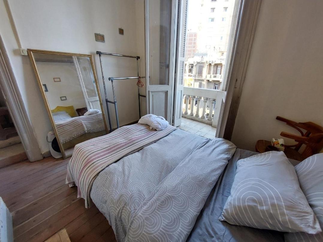 Arab Hostel, Welcoming All Solo And Groups Travellers But, Unmarried Couples Not Allowed อเล็กซานเดรีย ภายนอก รูปภาพ