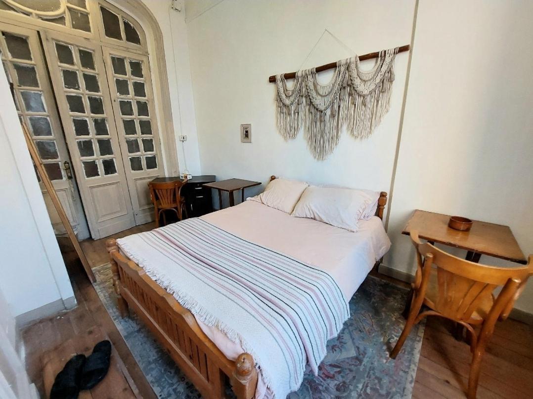 Arab Hostel, Welcoming All Solo And Groups Travellers But, Unmarried Couples Not Allowed อเล็กซานเดรีย ภายนอก รูปภาพ