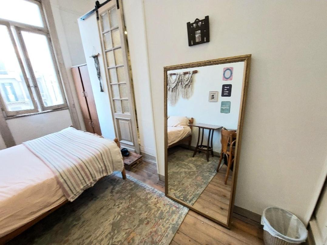 Arab Hostel, Welcoming All Solo And Groups Travellers But, Unmarried Couples Not Allowed อเล็กซานเดรีย ภายนอก รูปภาพ