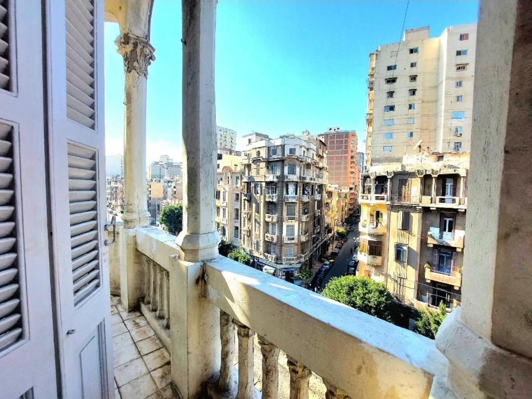 Arab Hostel, Welcoming All Solo And Groups Travellers But, Unmarried Couples Not Allowed อเล็กซานเดรีย ภายนอก รูปภาพ