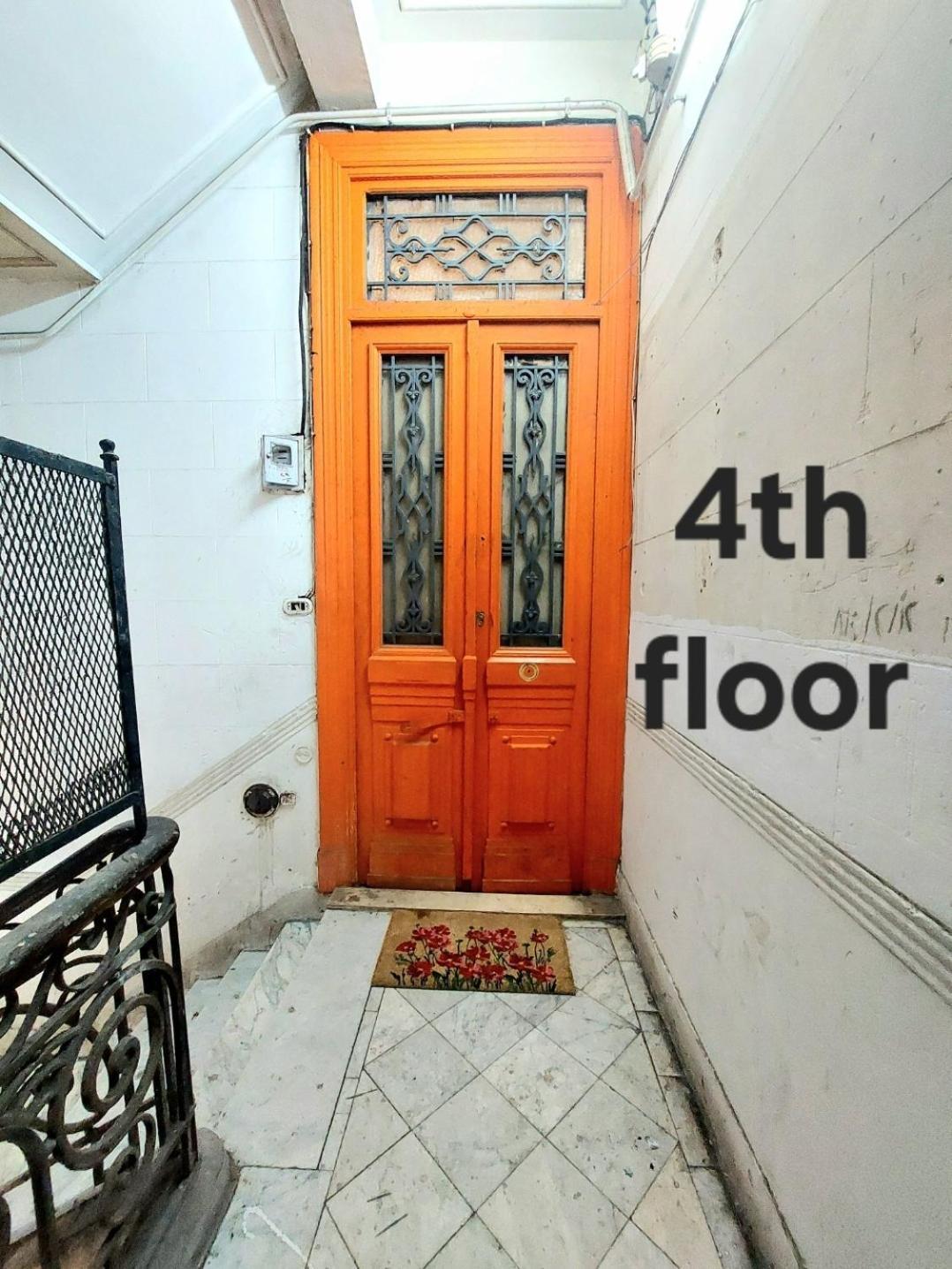 Arab Hostel, Welcoming All Solo And Groups Travellers But, Unmarried Couples Not Allowed อเล็กซานเดรีย ภายนอก รูปภาพ
