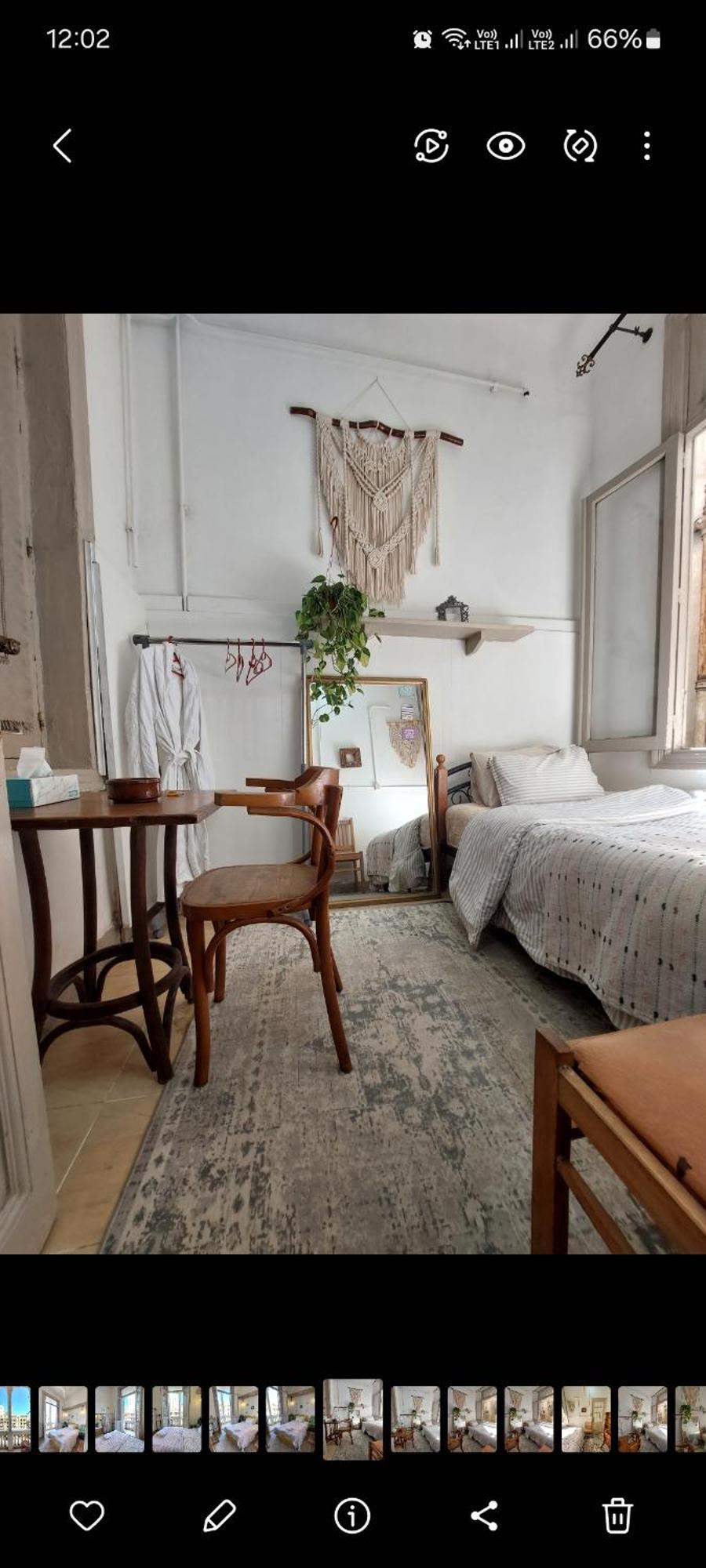 Arab Hostel, Welcoming All Solo And Groups Travellers But, Unmarried Couples Not Allowed อเล็กซานเดรีย ภายนอก รูปภาพ